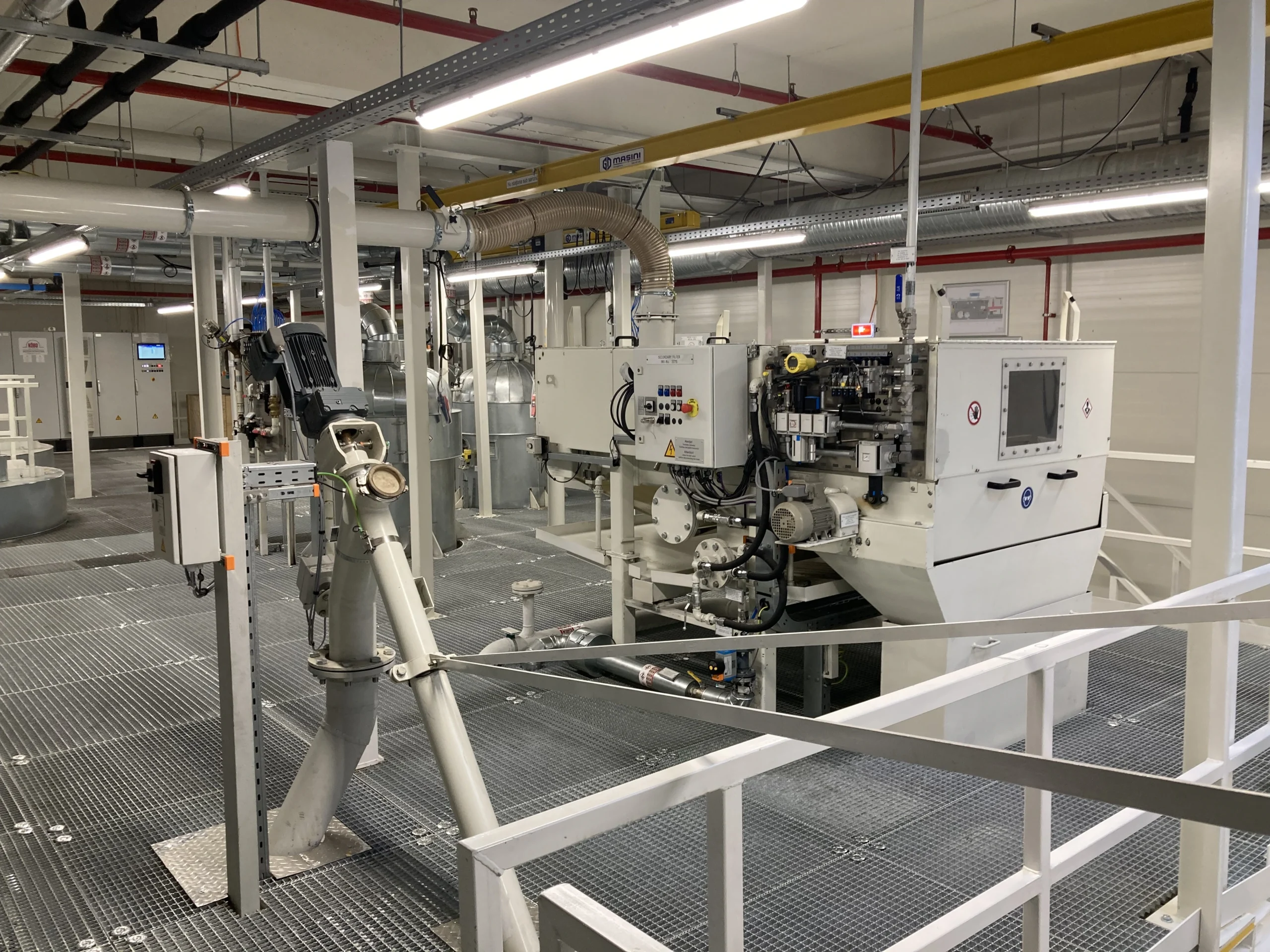 Prüf- und Befüllanlage für Getriebe- und Kühlsysteme (1)